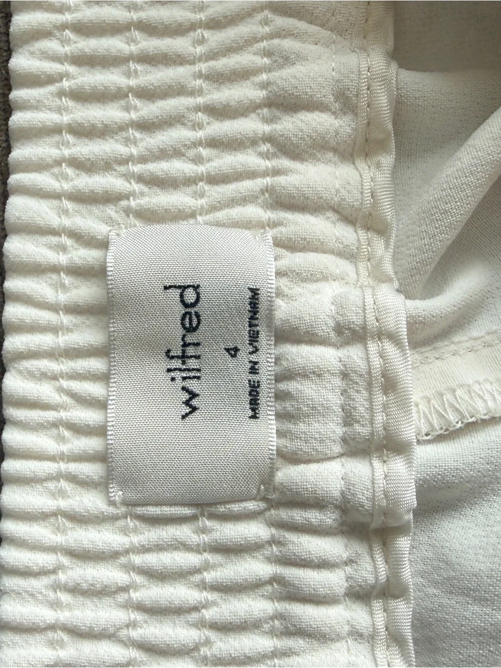 Aritzia Wilfred Alanya Pants - size 4 Light Birch